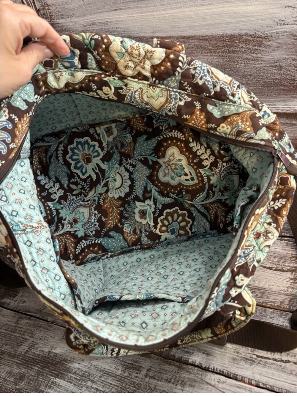 Vera Bradley Weekender Duffel Bag Retired Print Java Blue - Picture 4 of 6